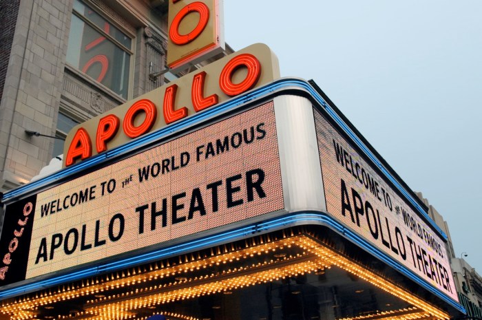 Apollo theater york marquee